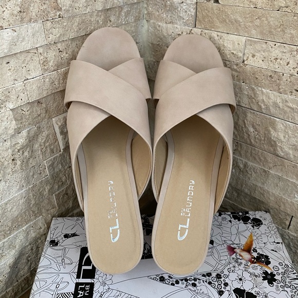 CL BY LAUNDRY🌟Kismet Platform Mules - Nude - Picture 5 of 8